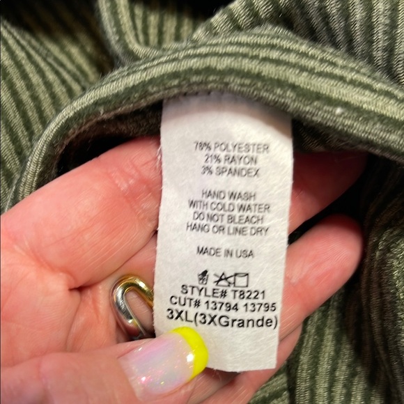 Urban Ribbed Long-Sleeved Green Top-3XL-New in Original Packaging - Picture 4 of 5